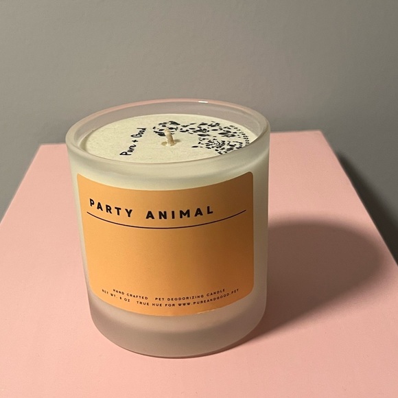 Pure + Good Pet Party Animal Soy Wax Candle Brand New Pet Dog - Picture 1 of 5